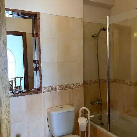 Villa With Terrace & Barbecue Ericeira